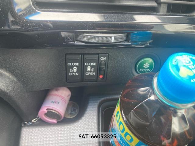 Honda STEP WGN 2021-09 7879663-12