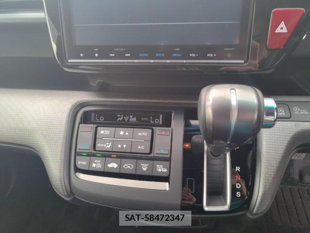 Honda STEP WGN 2016-01 7879678-14