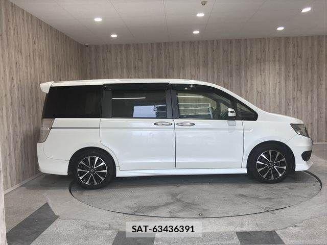Honda STEP WGN 2013-07 7879686-16