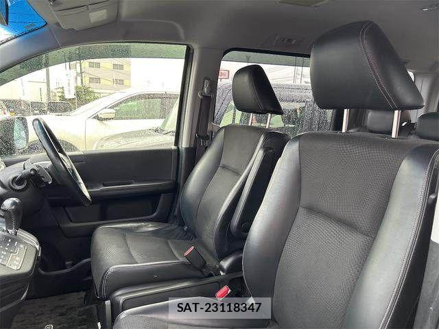 Honda STEP WGN 2014-03 7879685-15