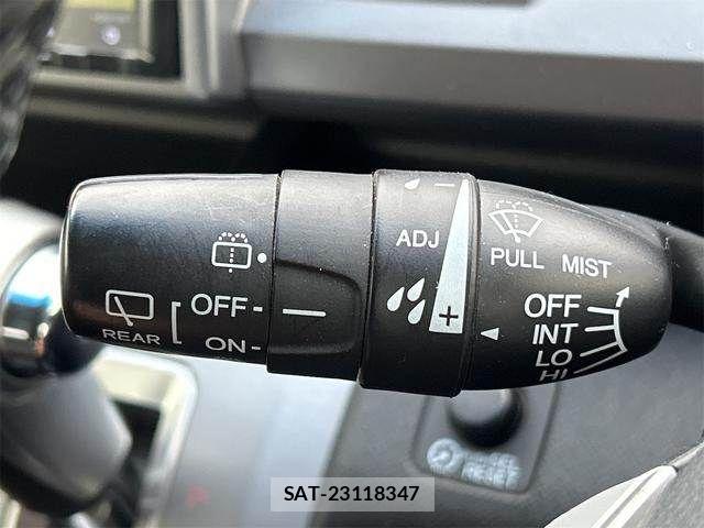 Honda STEP WGN 2014-03 7879685-28