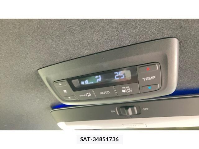 Honda STEP WGN 2023-09 7879657-11