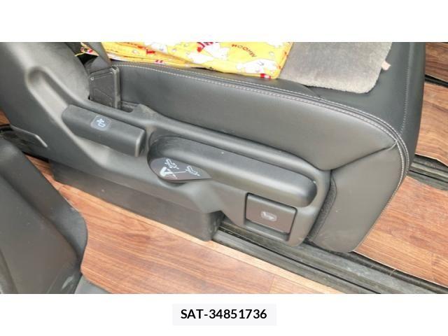 Honda STEP WGN 2023-09 7879657-20