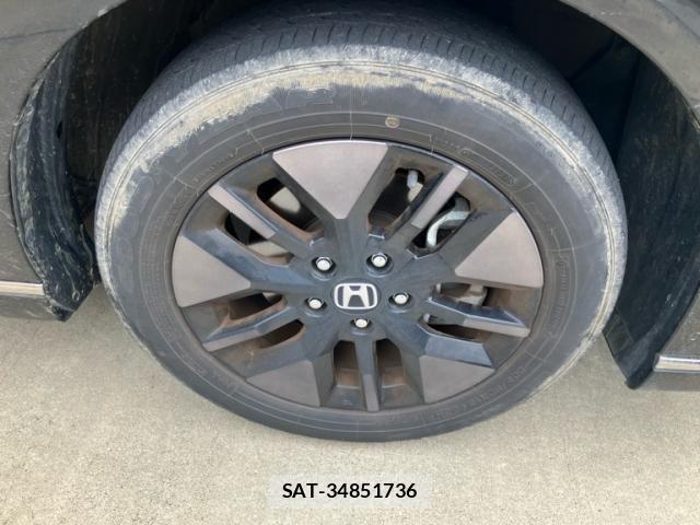 Honda STEP WGN 2023-09 7879657-25