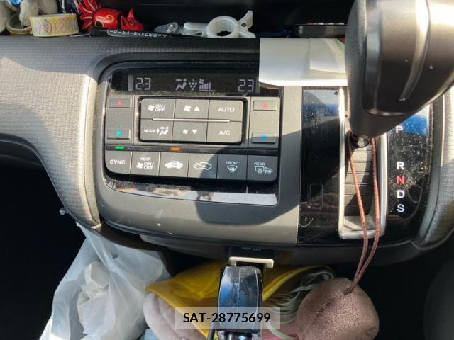 Honda STEP WGN 2019-01 7879669-16