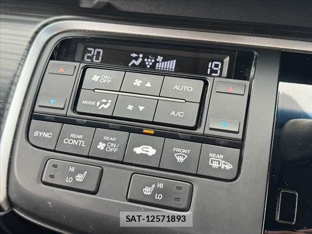 Honda STEP WGN 2017-04 7879679-3
