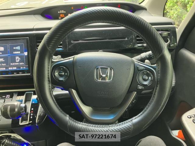 Honda STEP WGN 2017-02 7903449-18