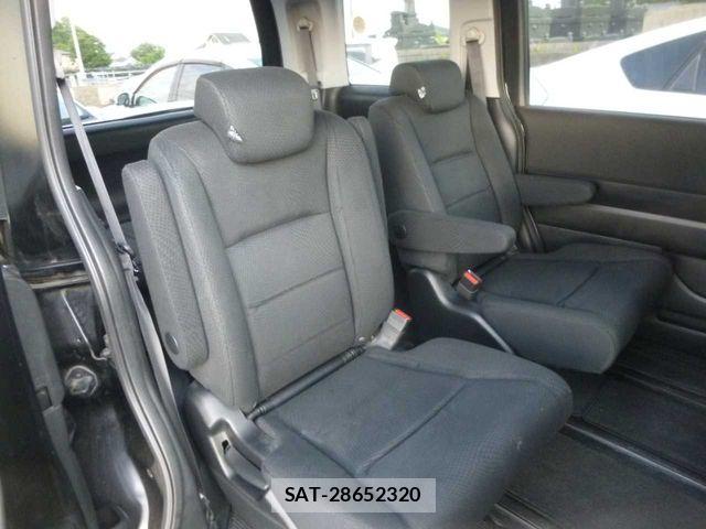 Honda STEP WGN 2013-02 7963890-5