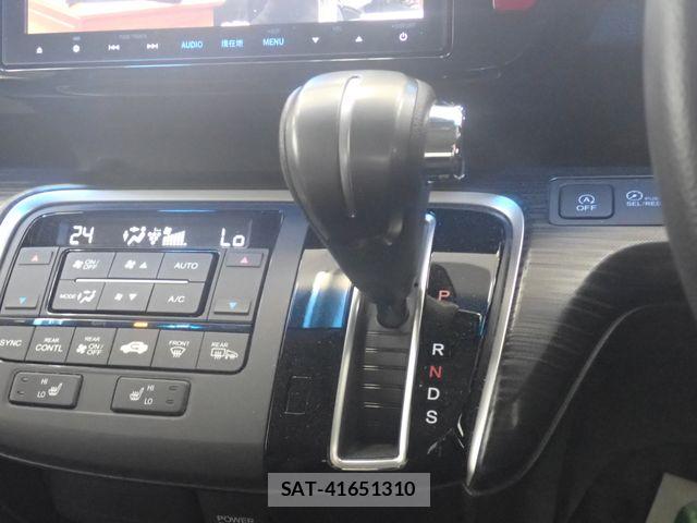 Honda STEP WGN 2015-09 7963891-15