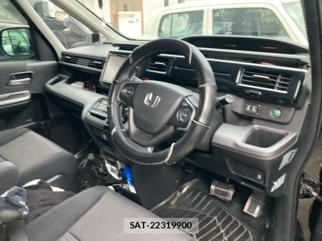 Honda STEP WGN 2015-07 7963903-14