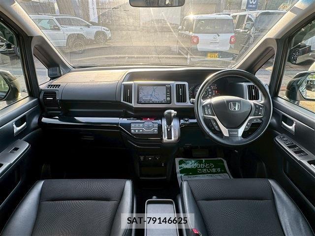 Honda STEP WGN 2013-03 7963904-2