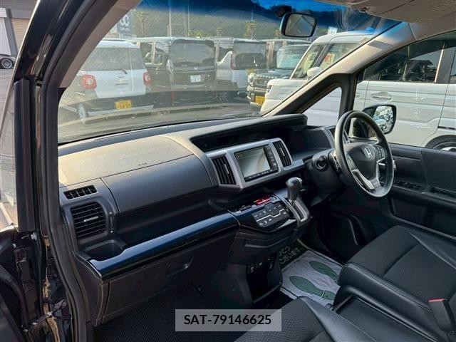 Honda STEP WGN 2013-03 7963904-3