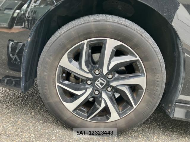 Honda STEP WGN 2021-06 7963897-11