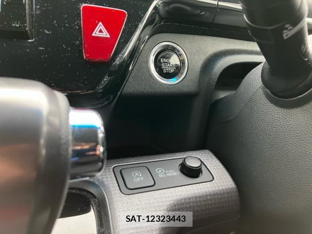 Honda STEP WGN 2021-06 7963897-26