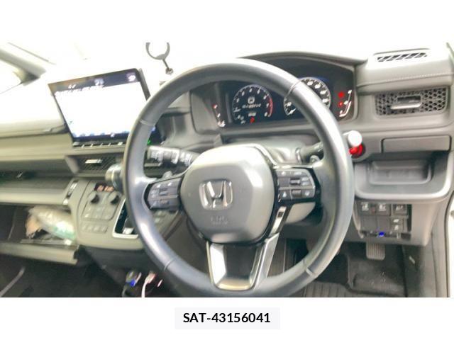 Honda STEP WGN 2023-10 7963894-12