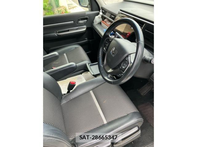 Honda STEP WGN 2015-09 7963901-11