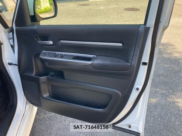 Honda STEP WGN 2018-07 7981134-9