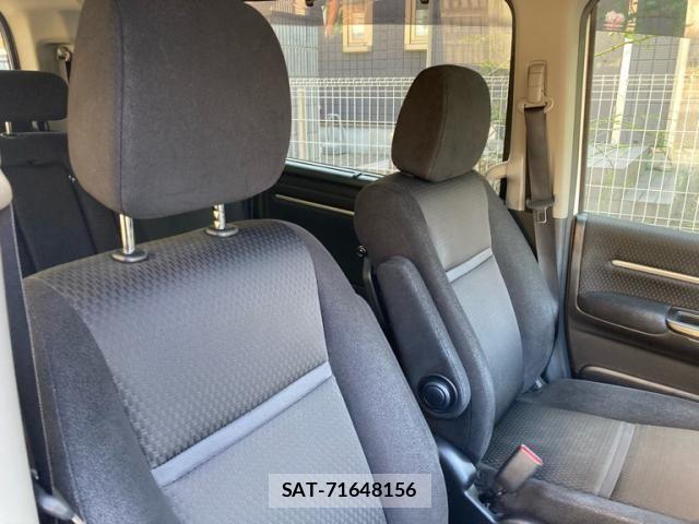 Honda STEP WGN 2018-07 7981134-11