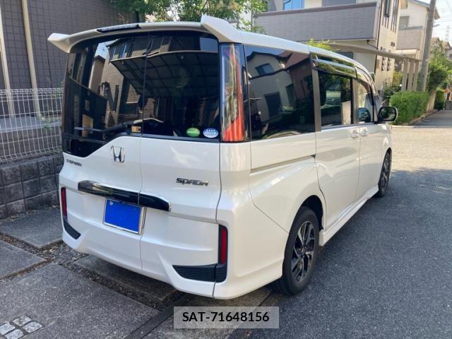 Honda STEP WGN 2018-07 7981134-1
