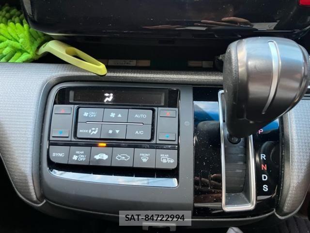 Honda STEP WGN 2016-01 7981136-9