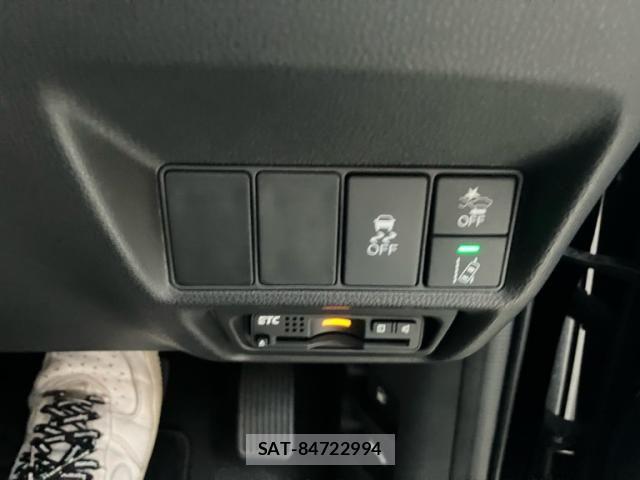 Honda STEP WGN 2016-01 7981136-13