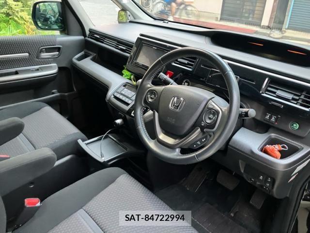 Honda STEP WGN 2016-01 7981136-17