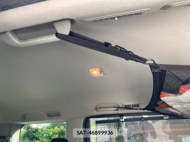 Honda STEP WGN 2018-03 7981135-13