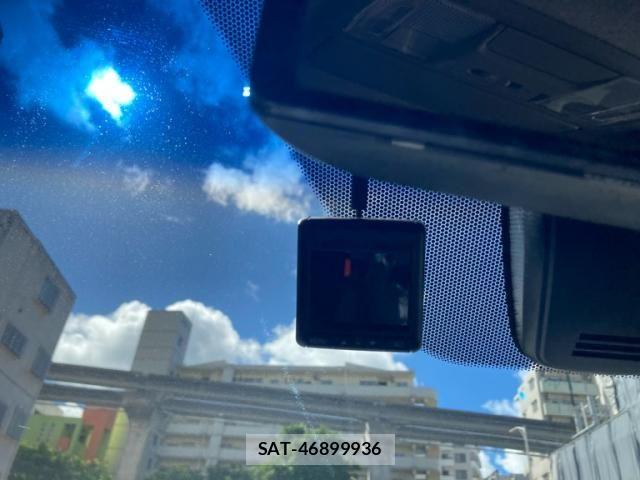 Honda STEP WGN 2018-03 7981135-24