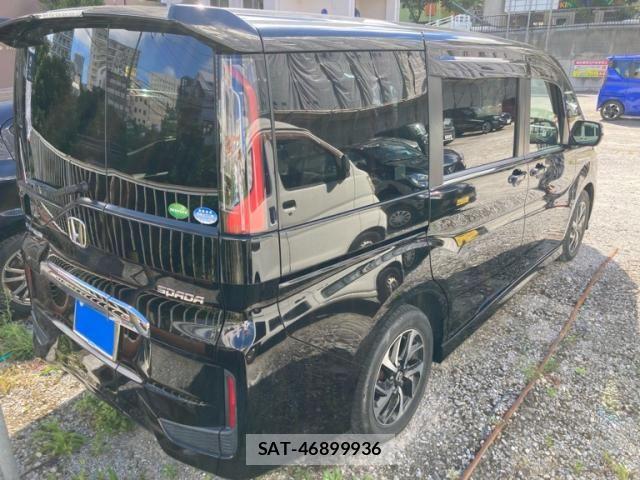 Honda STEP WGN 2018-03 7981135-5