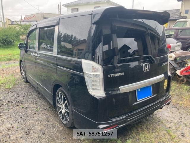 Honda STEP WGN 2012-07 7981142-1