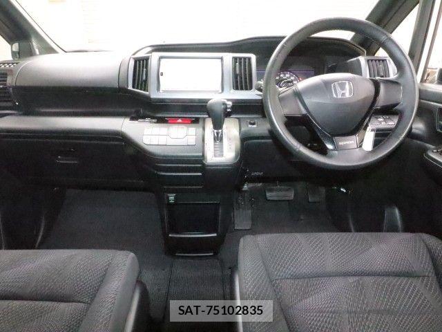 Honda STEP WGN 2011-07 7981140-2