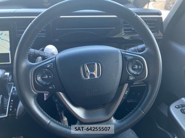 Honda STEP WGN 2019-09 7981133-22