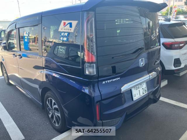 Honda STEP WGN 2019-09 7981133-5