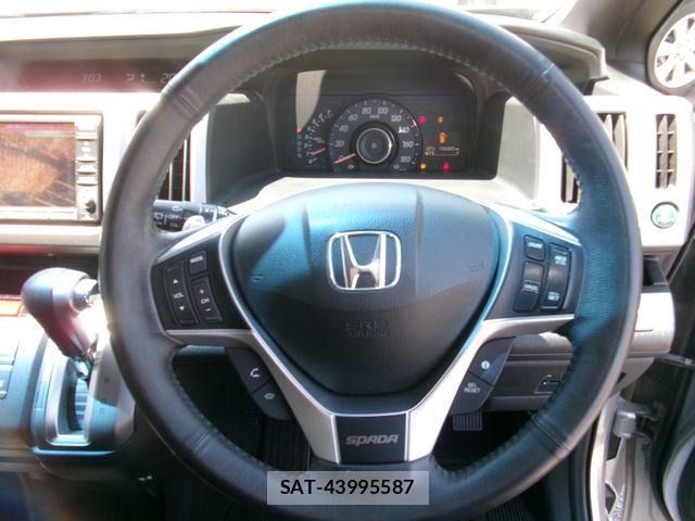 Honda STEP WGN 2013-03 7981141-11