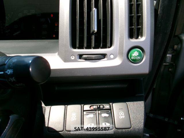 Honda STEP WGN 2013-03 7981141-12