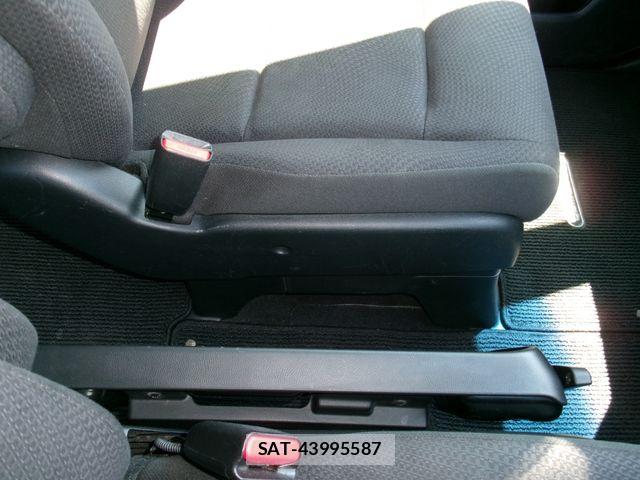 Honda STEP WGN 2013-03 7981141-16