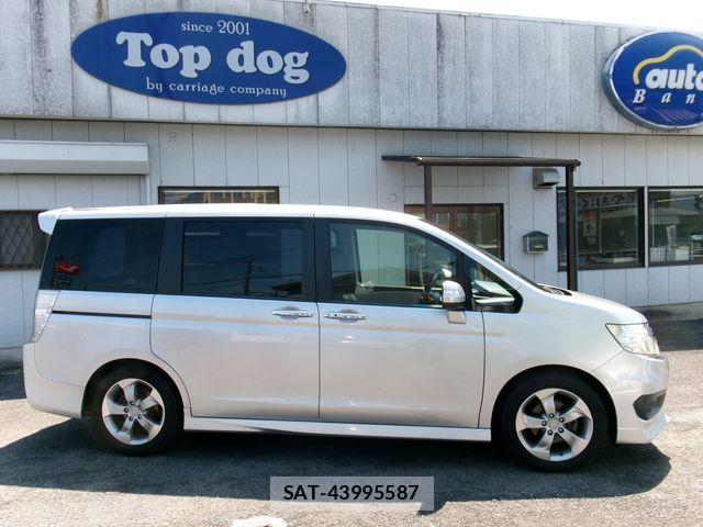 Honda STEP WGN 2013-03 7981141-3