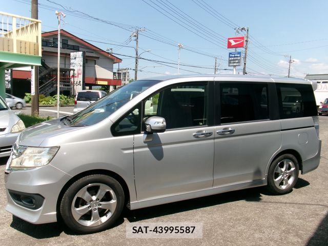 Honda STEP WGN 2013-03 7981141-4