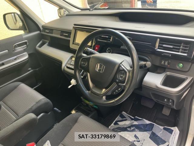 Honda STEP WGN 2015-10 7981137-9