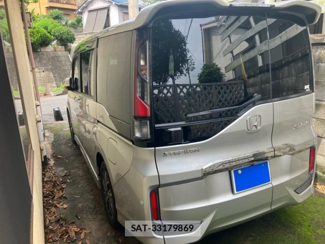 Honda STEP WGN 2015-10 7981137-1