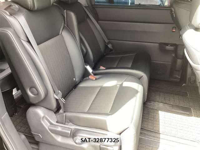 Honda STEP WGN 2025-05 7981132-12