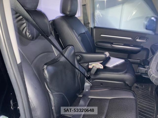 Honda STEP WGN 2019-12 7981131-14