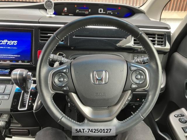 Honda STEP WGN 2021-07 8038470-19