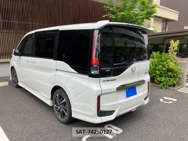 Honda STEP WGN 2021-07 8038470-2