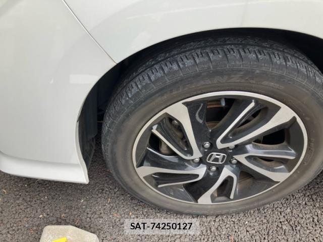 Honda STEP WGN 2021-07 8038470-6