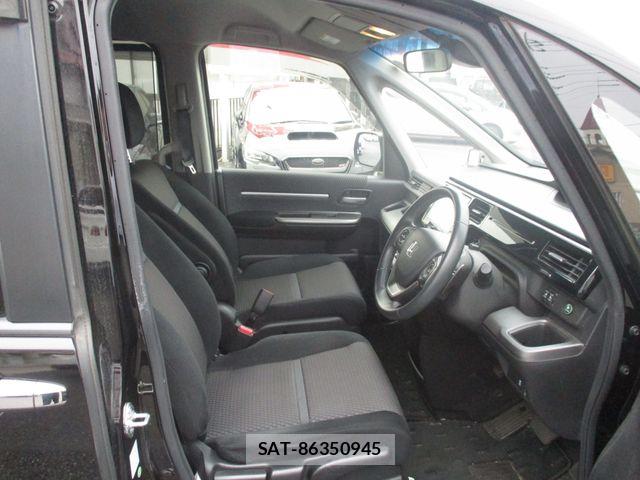 Honda STEP WGN 2017-09 8038487-9