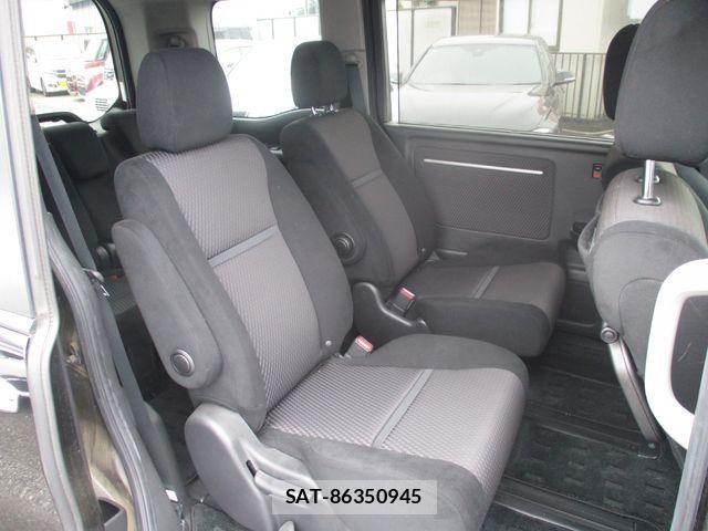 Honda STEP WGN 2017-09 8038487-13