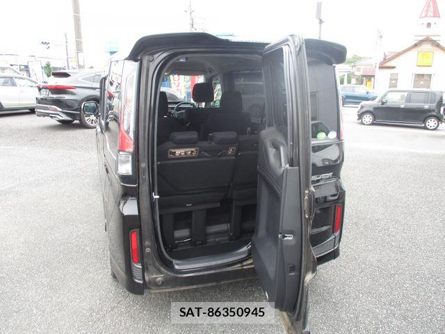 Honda STEP WGN 2017-09 8038487-15