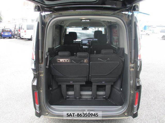 Honda STEP WGN 2017-09 8038487-16