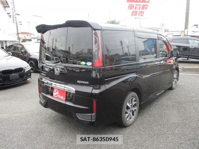 Honda STEP WGN 2017-09 8038487-2